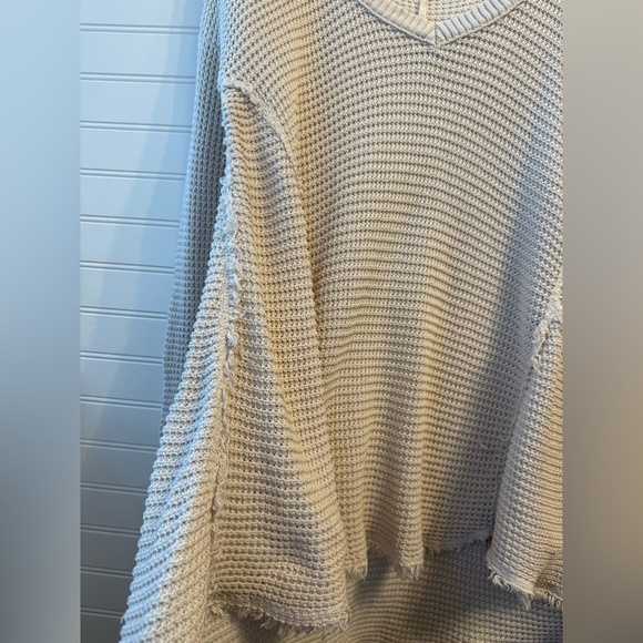 Free People knit waffle weave frayed cream sweater. Size small - Picture 7 of 8